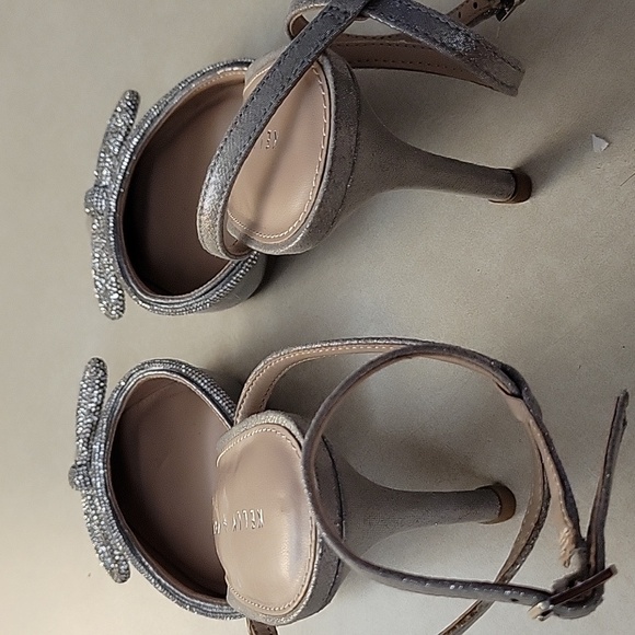 Silver Slippers - Picture 10 of 12